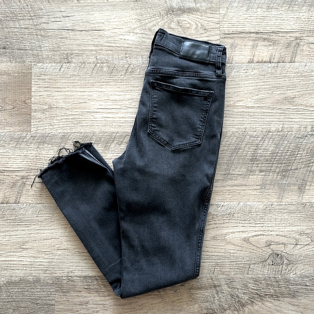 Madewell black high rise skinny jeans size 25